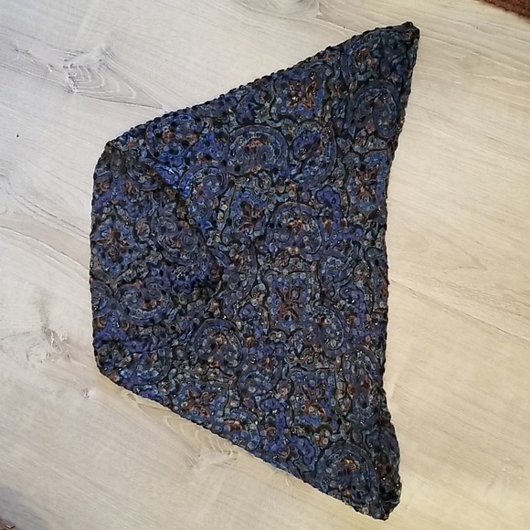 Original Design, Silk Devore Velvet Camisole and Cowl Wrap - Picture 5 of 9